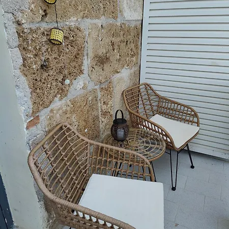 Old Port - Bellavista Διαμέρισμα